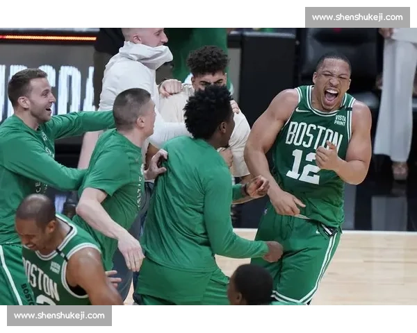 凯尔特人热火鏖战加时塔图姆领衔上演生死逆转之夜东决焦点对决巅峰时刻