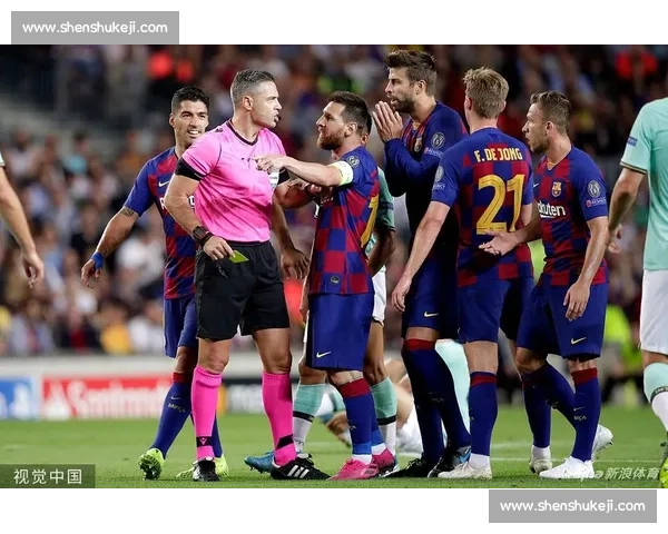 国际米兰与巴塞罗那激战正酣 谁将笑到最后赢得荣耀